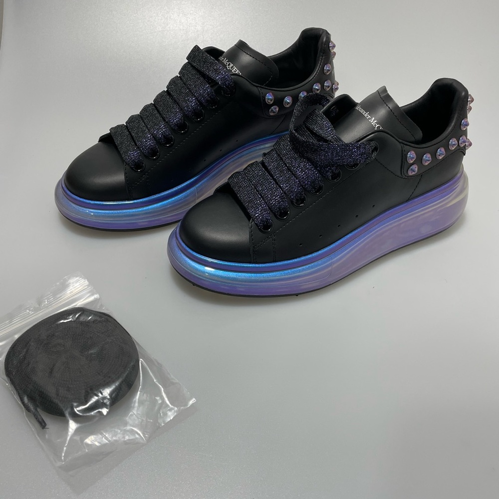 Alexander McQueen Black Leather Sneakers with Iridescent Blue Platform - Picture 6 of 11